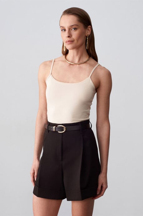 Figurbetonte ärmellose Bluse mit Quadrat-Ausschnitt - Image 3