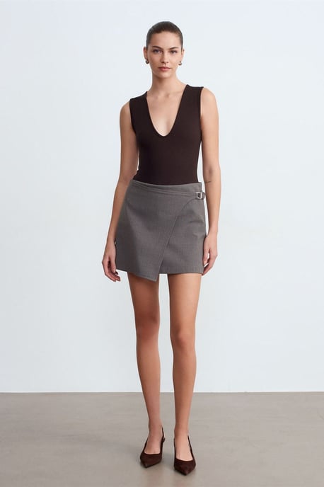 Ärmelloser Slim-Fit U-Ausschnitt Bodysuit - Image 4