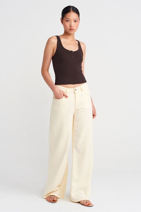 Slim Fit Crop Cami Bluse - Image 4