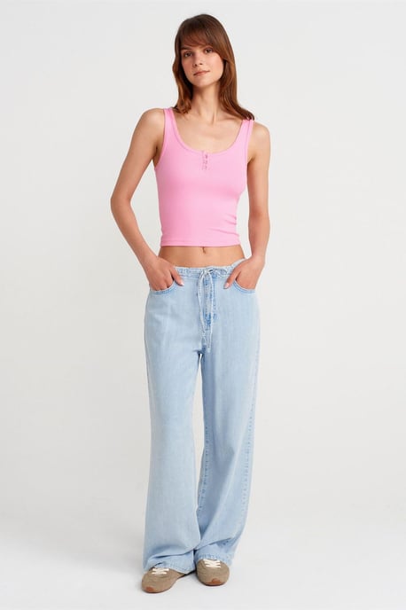 Slim Fit Crop Cami-Bluse - Image 4