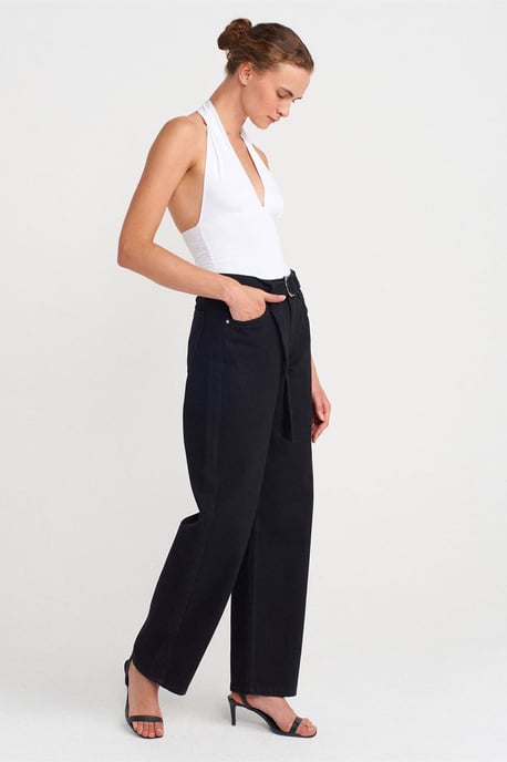 Dilvin Slim-Fit Neckholder-Bluse - Weiß - Image 4