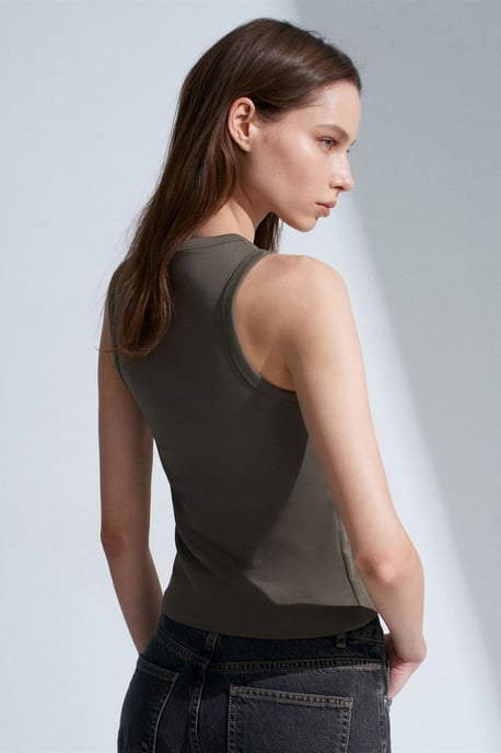 Bestickte ärmellose Slim-Fit Jersey-Bluse - Image 2