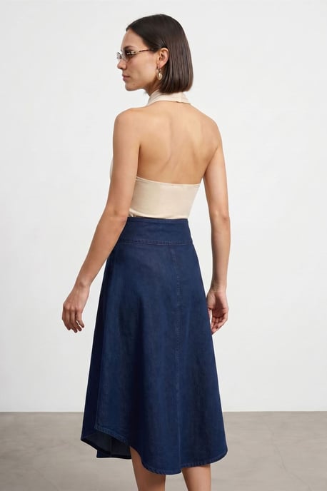 Taillierte ärmellose Bluse mit Schalkragen - Image 2