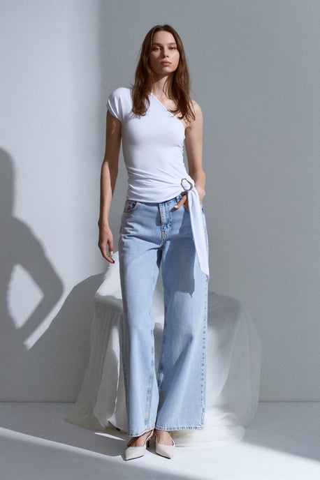 Schlanke Passform Jersey-Bluse mit Off-Shoulder und Bindedetail - Image 5