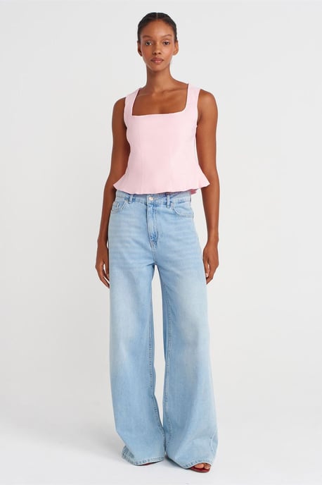 Taillierte ärmellose Bluse mit quadratischem Ausschnitt - Image 4