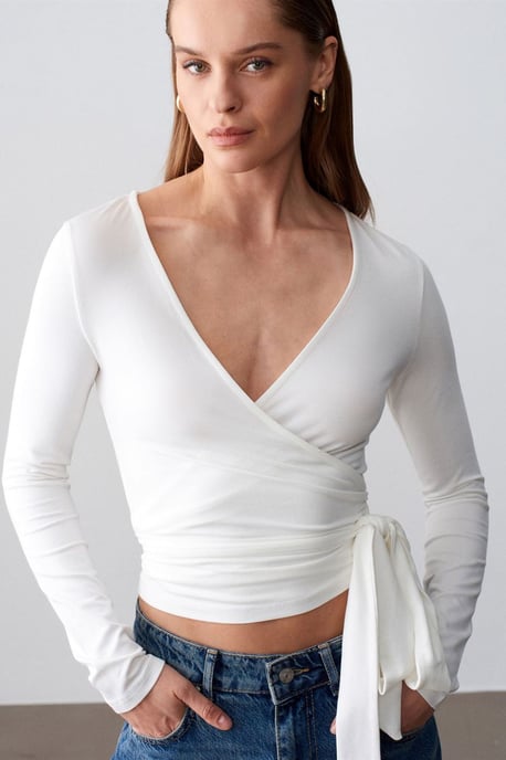 Damen Crop-Wrap-Bluse mit Bindeband - Image 3