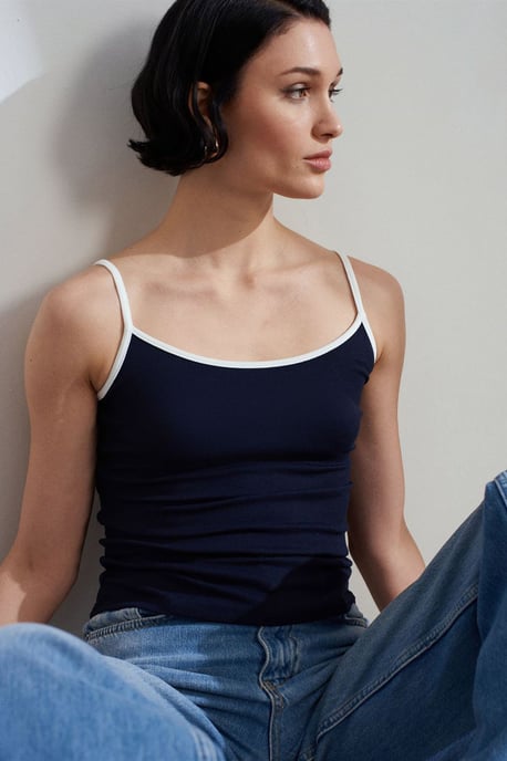 Farbblock Ripp-Ärmellose Bluse - Image 1