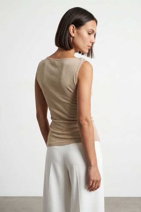 Ärmelloses Oberteil mit Cowl-Neck - Image 2