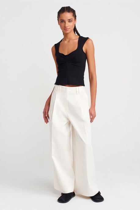 Taillierte Ärmellose Crop-Bluse mit Quadrat-Ausschnitt - Image 4