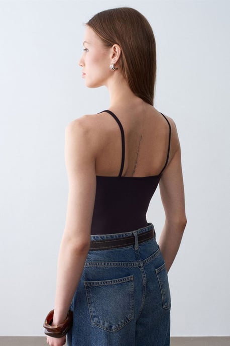 Spitzen-V-Ausschnitt ärmellose Cami-Bluse - Image 2