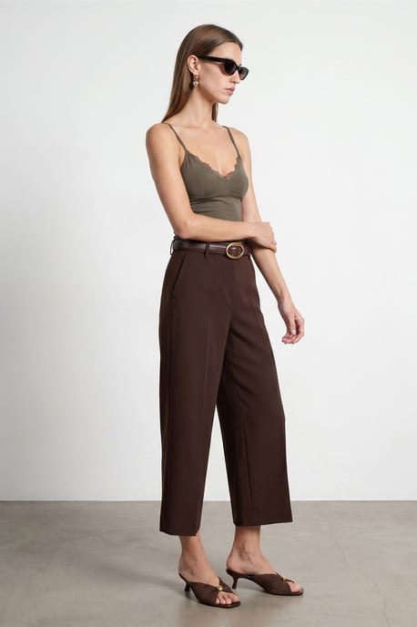 Spitzen V-Ausschnitt Ärmellose Cami Bluse - Image 3