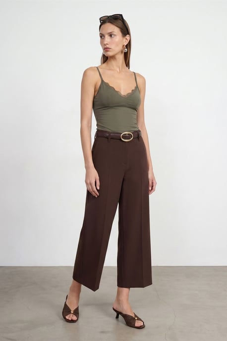 Spitzen V-Ausschnitt Ärmellose Cami Bluse - Image 4