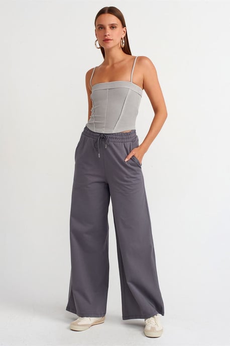 Geripptes Quadrat-Halsausschnitt-Crop-Top - Image 3