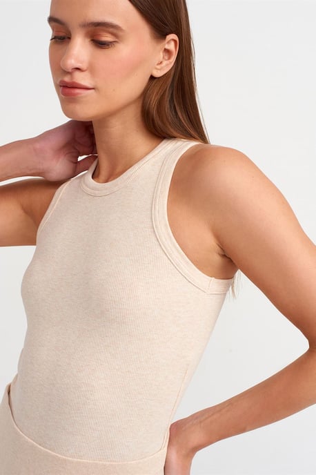 Gerippte Halsbandfreie ärmellose Bluse - Image 4