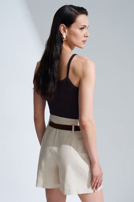 Gerippte Halsbandfreie ärmellose Bluse - Image 2