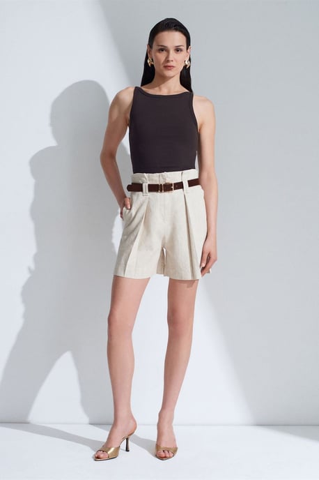 Gerippte Halsbandfreie ärmellose Bluse - Image 4