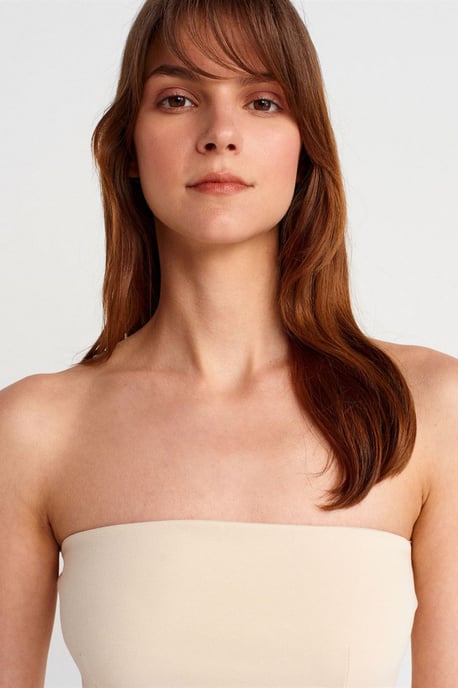 Trägerlose Slim-Fit Bandeau-Bluse - Image 3