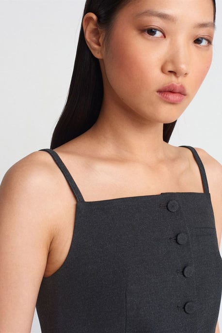 Ärmellose Crepe-Bluse mit Quadrat-Ausschnitt - Image 4