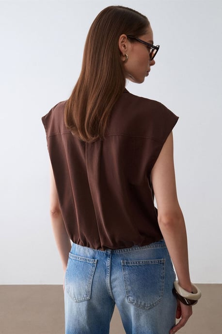 Ärmellose Tencel-Crepe-Bluse - Image 2