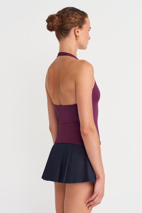 Slim Fit Halter-Neck Cut-Out-Top - Image 2