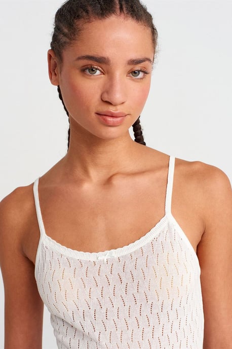 Strukturierte Crop-Cami-Bluse mit Schleifendetail - Image 3