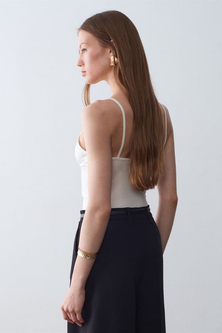 Spitzen-V-Ausschnitt ärmellose Cami-Bluse - Image 2