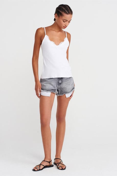 Spitzen ärmellose Slim-Fit Cami-Bluse - Image 4
