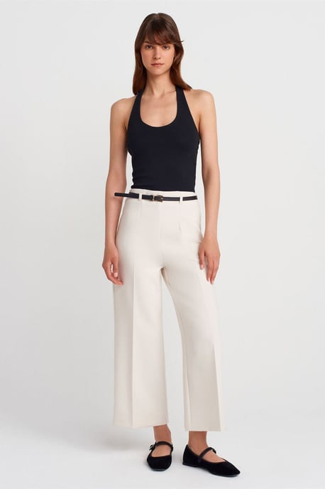 Gerippte Halsbandfreie ärmellose Bluse - Image 4