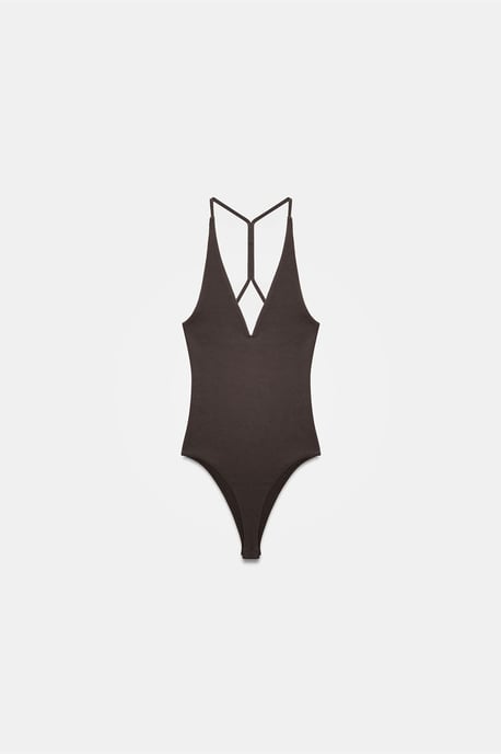 Schmal geschnittenes Cut-Out Halter-Body - Image 5