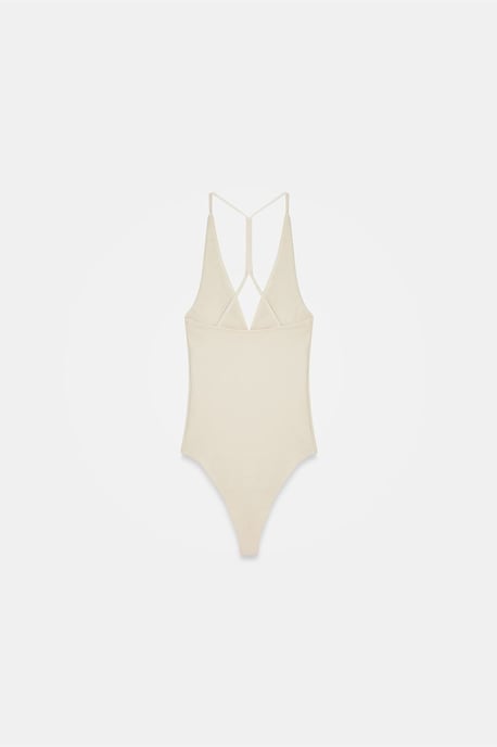 Schmal geschnittenes Cut-Out Halter-Body - Image 6