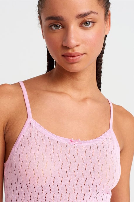 Strukturierte Crop-Top-Bluse mit Schleifendetail - Image 3
