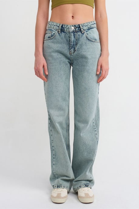 Jeans aus Baumwoll-Denim mit geradem Bein und mittlerer Taille - Image 3