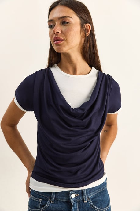 Damen T-Shirt mit Schalkragen und kurzen Ärmeln - Image 1
