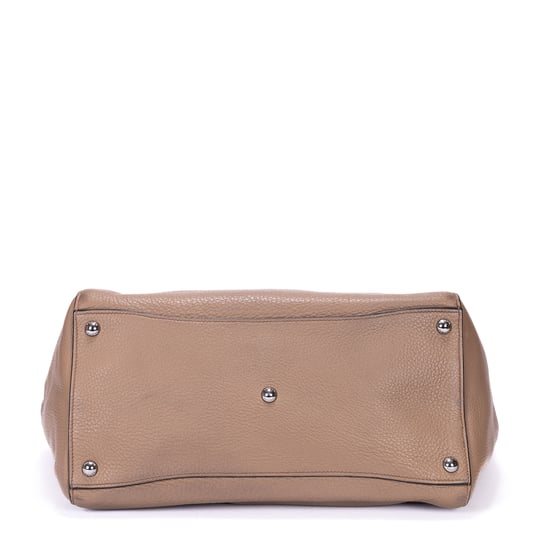Square Flat Crossbody   Schultertasche - Image 6