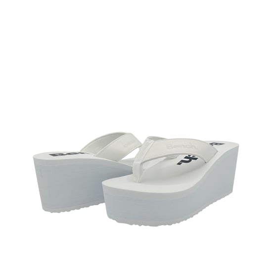 Bench Vacay Women's White Flip Flops - Image 3
