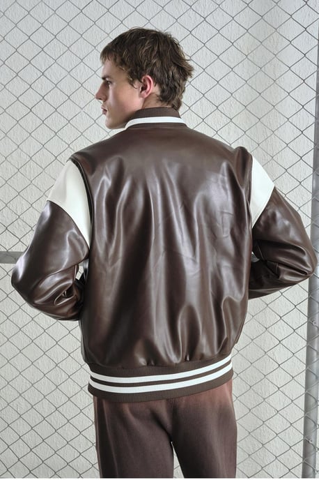 Kunstleder Bestickte Reißverschlussjacke - Image 3