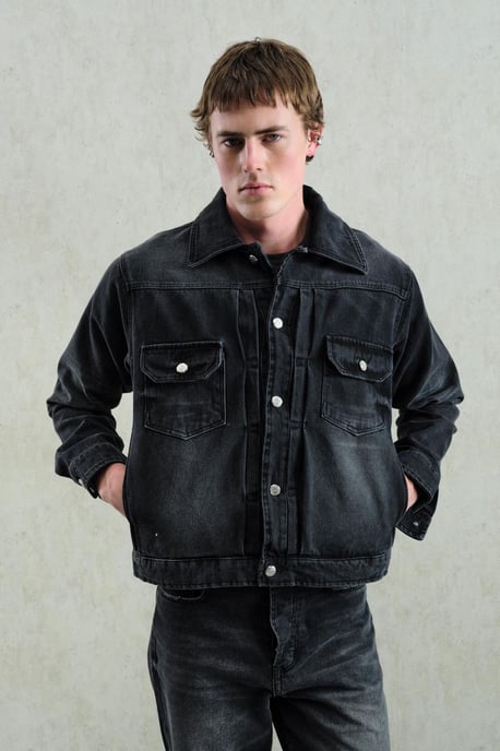 Jeansjacke mit Taschen - Image 3