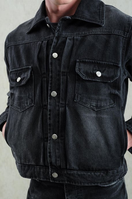 Jeansjacke mit Taschen - Image 4