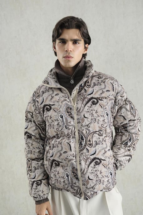 Gemusterte Bomber-Pufferjacke mit Reißverschlusskragen - Image 4