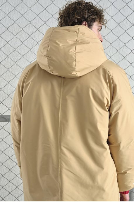 Langer, kapuzenbesetzter Daunenparka mit Taschen - Image 3