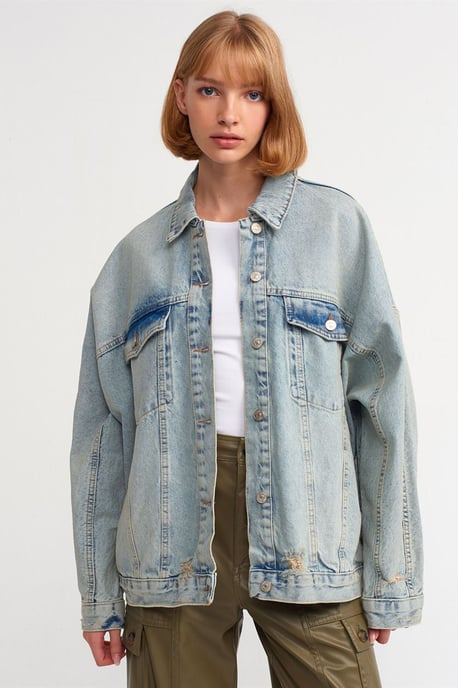 Oversized Denim Buttonjacke - Image 1