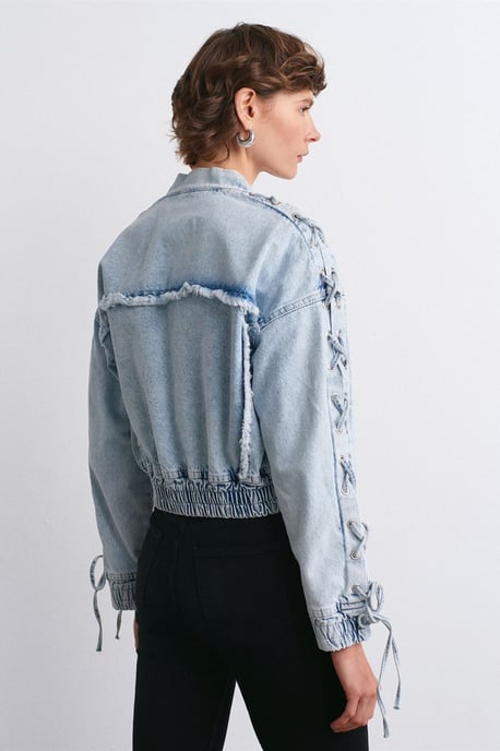 Damen Jeansjacke mit schmalem Kragen - Image 2