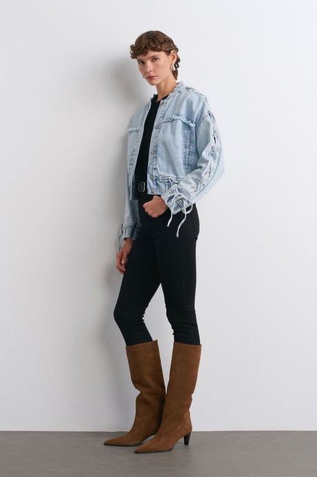 Damen Jeansjacke mit schmalem Kragen - Image 5