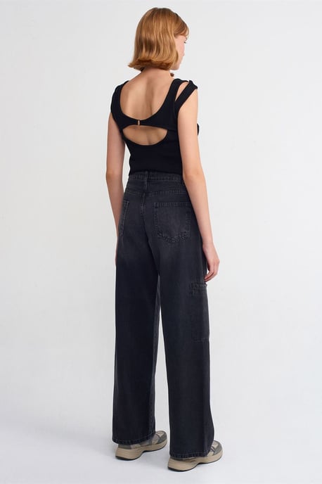 Hochgeschnittene weit geschnittene Cargo-Jeans - Image 2