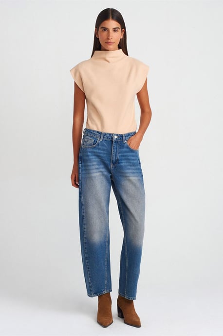 Hochgeschnittene Weite-Leg Ballonjeans - Image 1