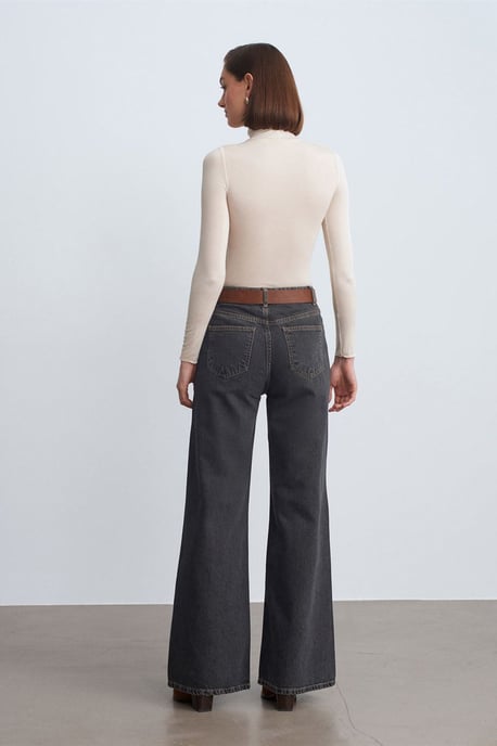 Hochtaillierte weit geschnittene Baumwoll-Jeans - Image 2