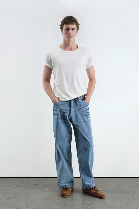 Abstract Weite Beinform Denim Jeans - Image 3