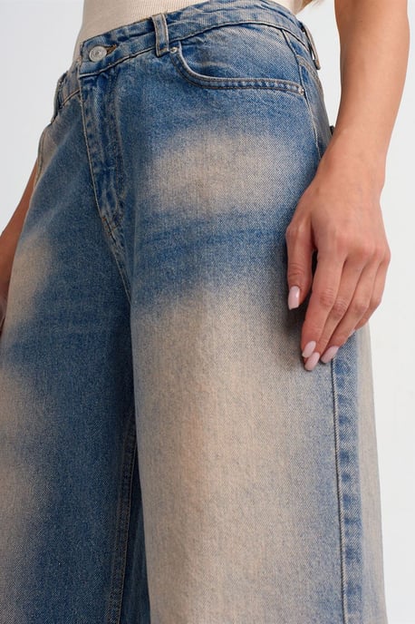 Damen Hochbundige Weite Jeans aus Baumwolle - Image 4