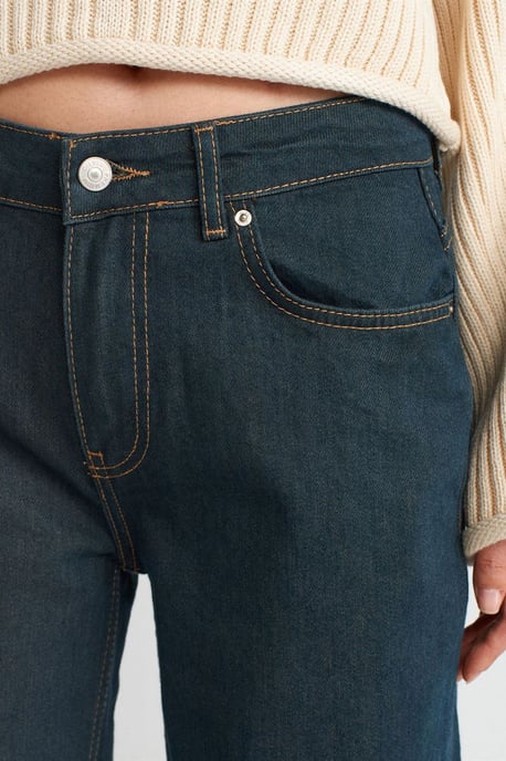 Mittlere Taille Weite Beinform Baumwoll-Denim-Jeans - Image 4