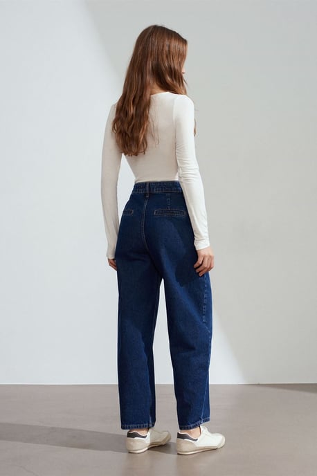 Damen Hochbundige Schlagjeans - Image 2